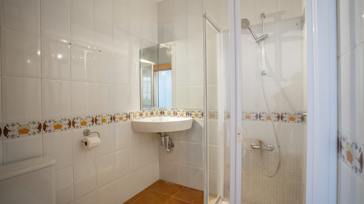 2 Bedroom Villa for Sale in Marbella — 6