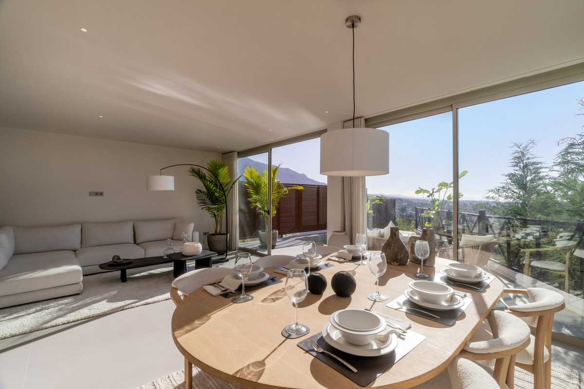 3 Bedroom Apartment for Sale in Nueva Andalucía — 4