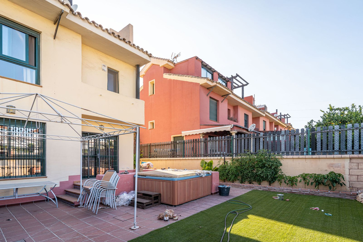 3 Bedroom Villa for Sale in Cancelada — 2