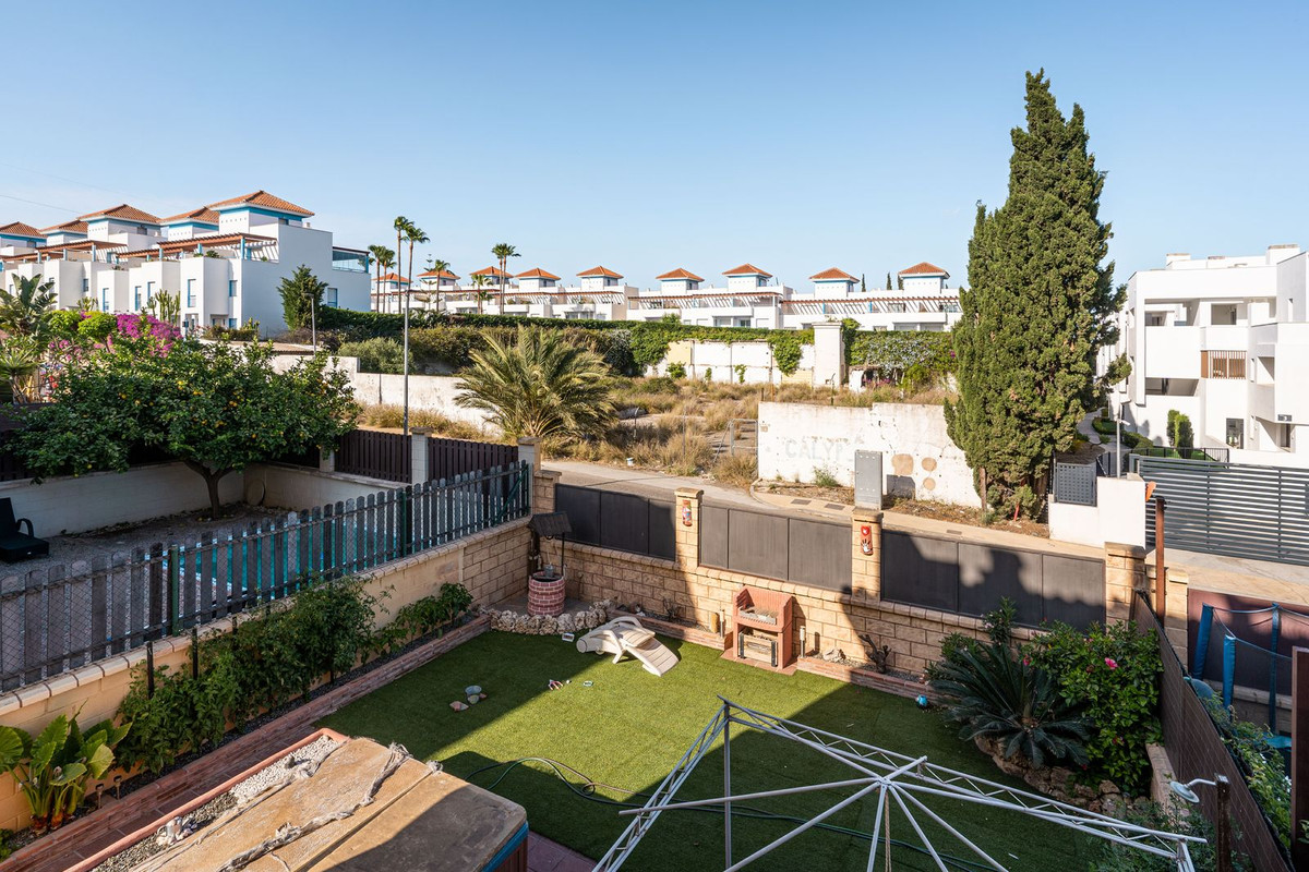 3 Bedroom Villa for Sale in Cancelada — 4
