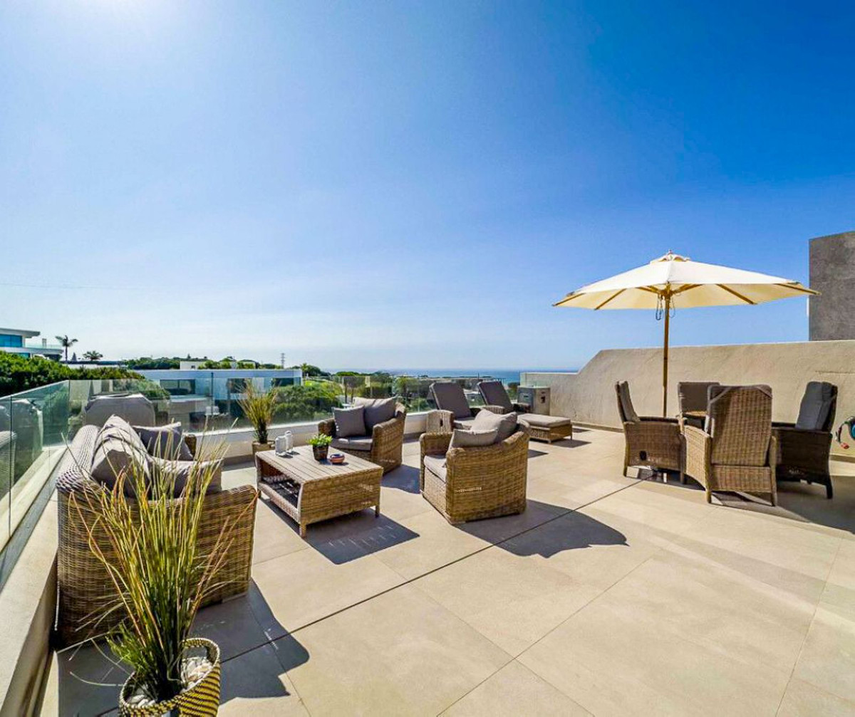 3 Bedroom Villa for Sale in Marbella — 4