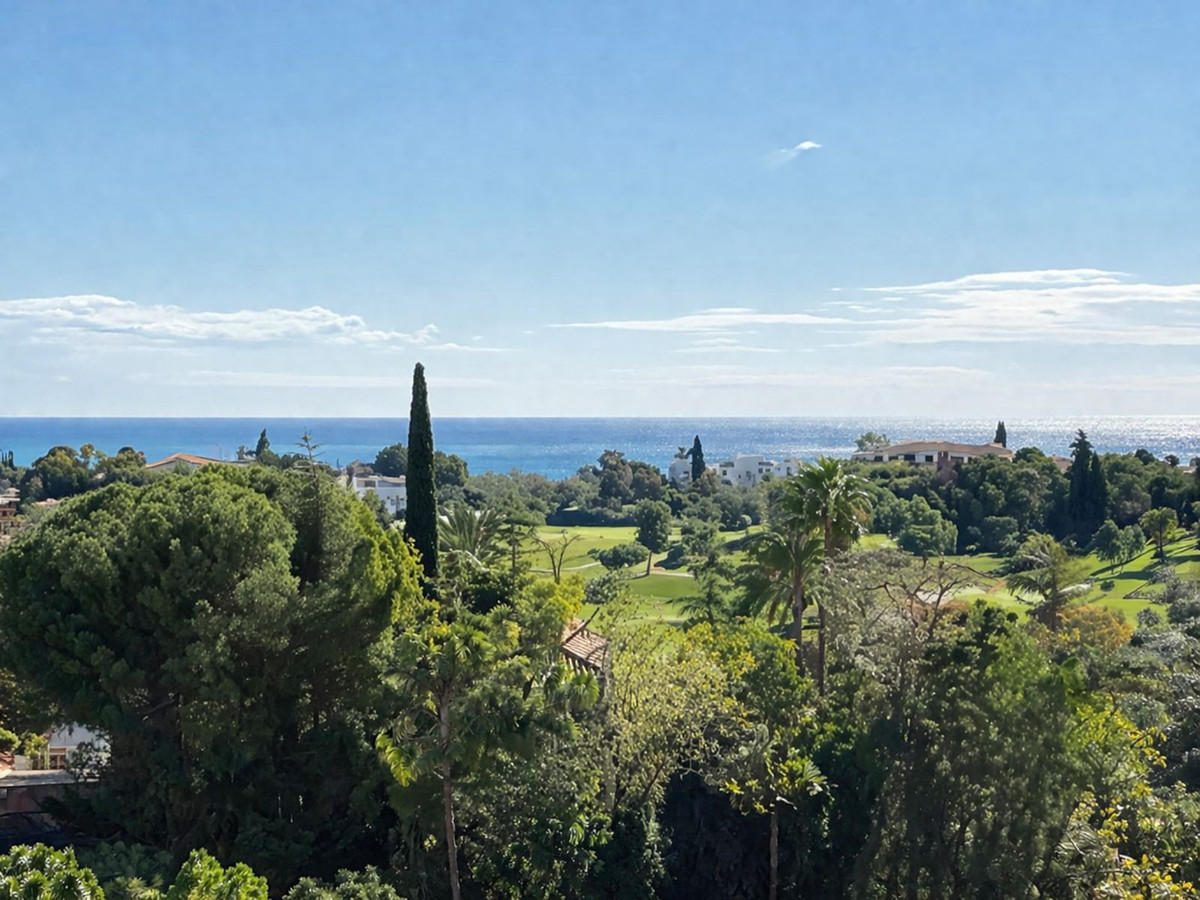 7 Bedroom Villa for Sale in Benahavís — 3