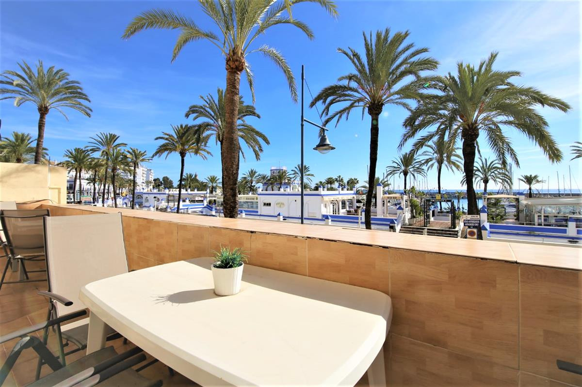 2 Bedroom Apartment for Sale in Estepona — 9