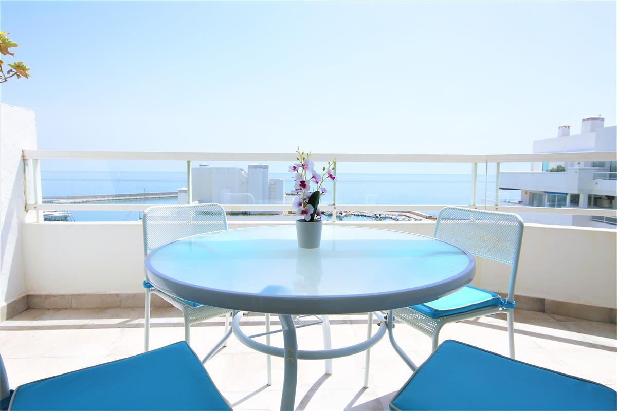 2 Bedroom Apartment for Sale in Estepona — 2