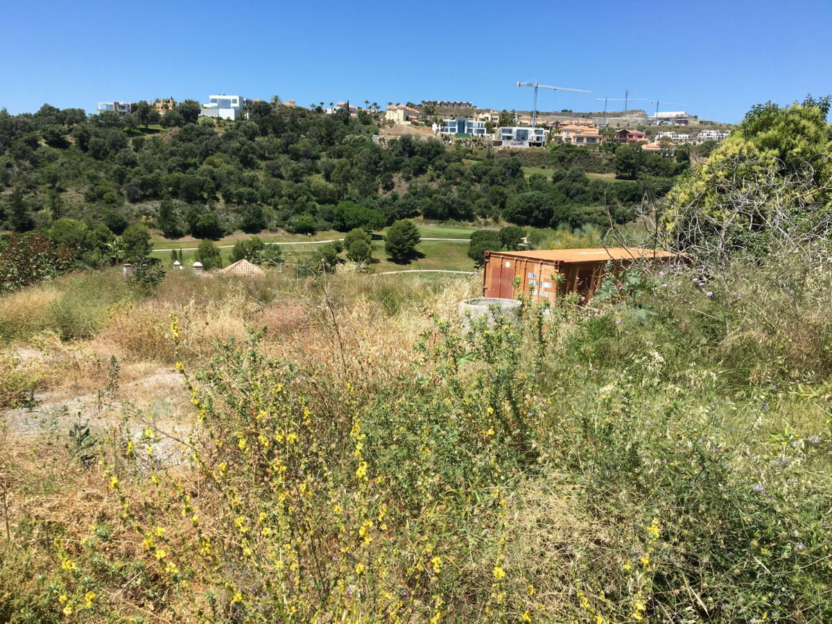 Plot for Sale in New Golden Mile — 3
