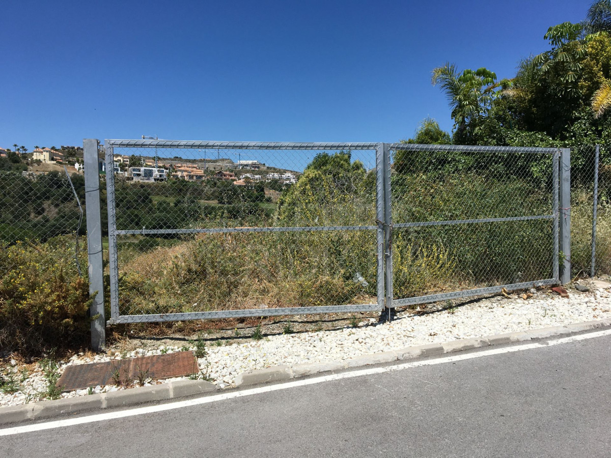 Plot for Sale in New Golden Mile — 4