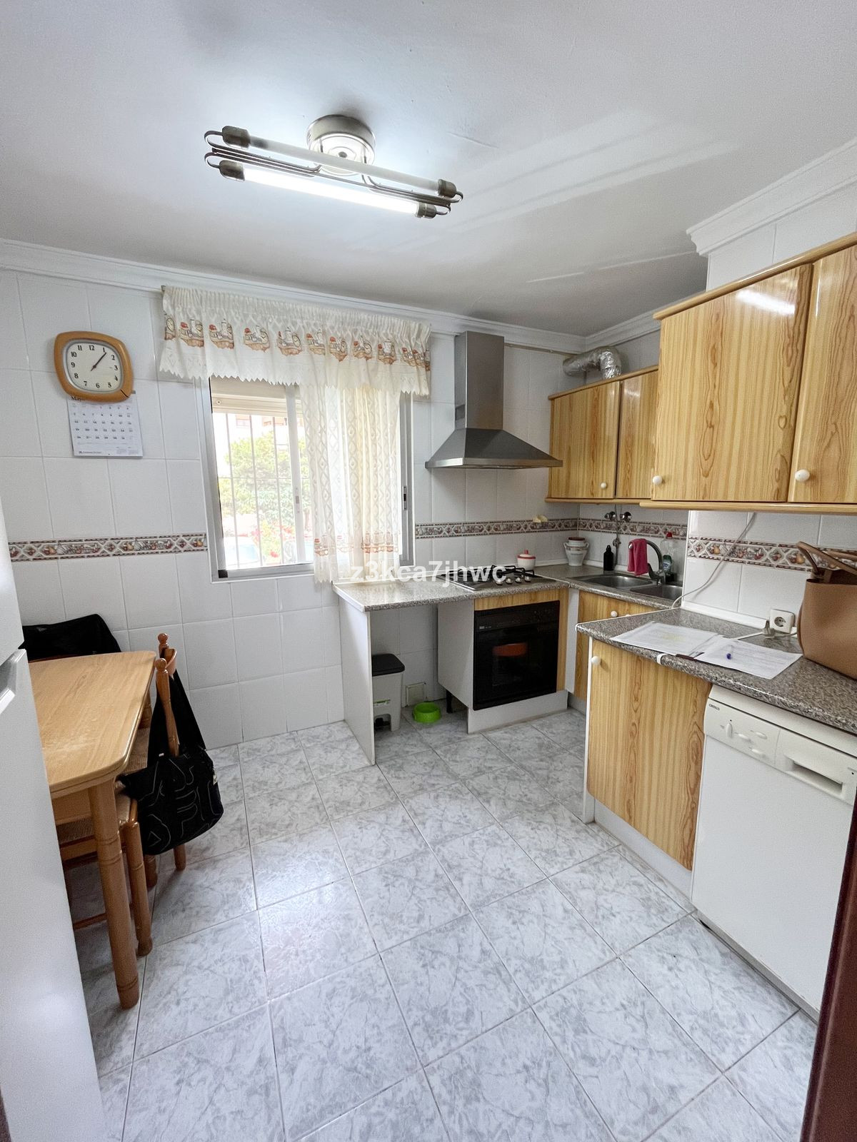 3 Bedroom Apartment for Sale in Estepona — 2