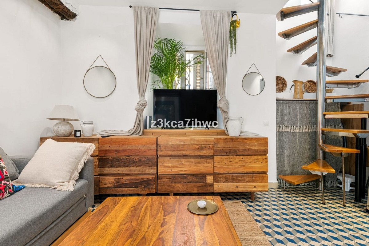 2 Bedroom Villa for Sale in Estepona — 2