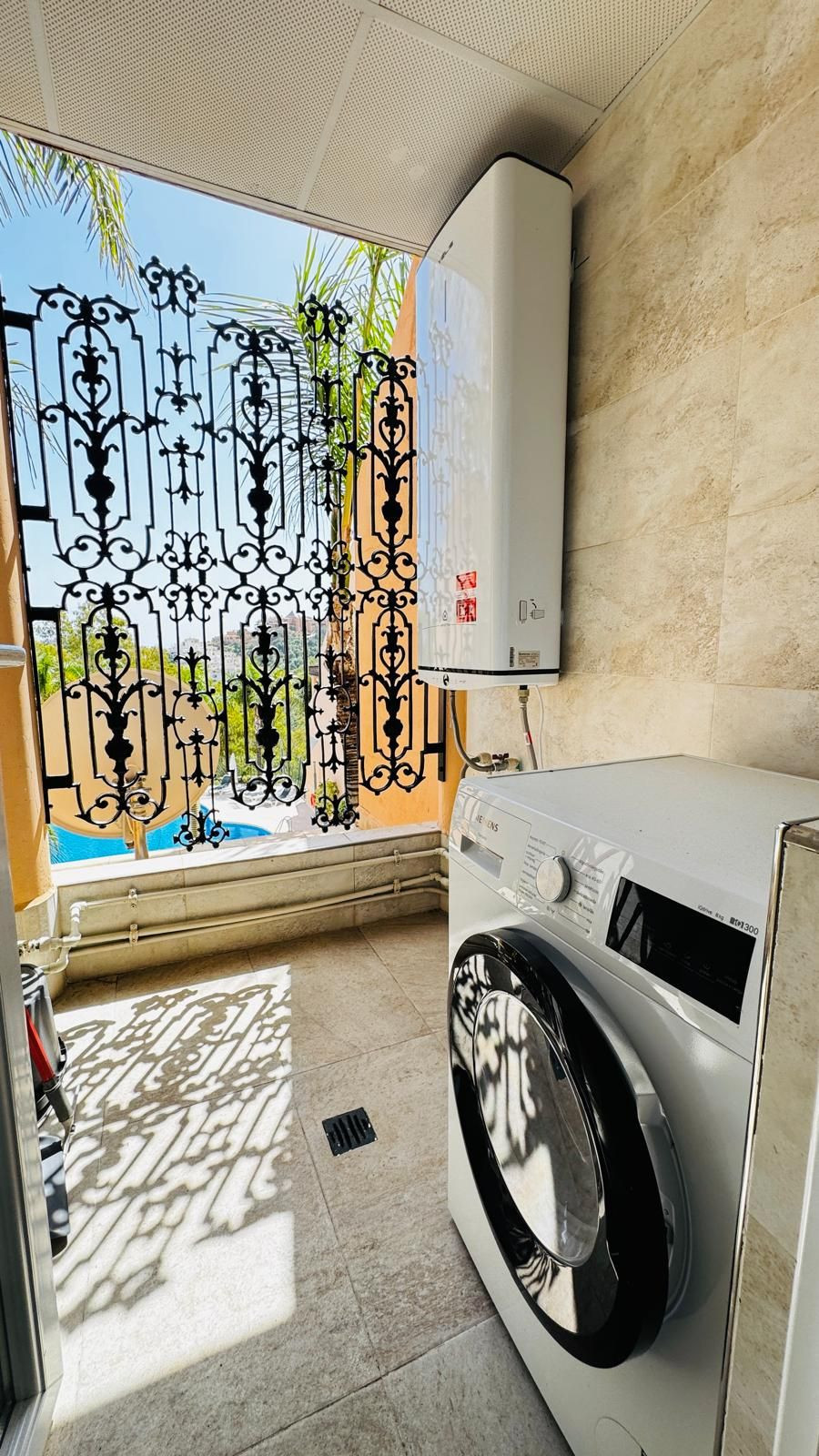 2 Bedroom Apartment for Sale in Nueva Andalucía — view 10