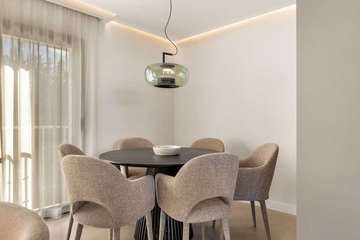 2 Bedroom Apartment for Sale in Nueva Andalucía — 7
