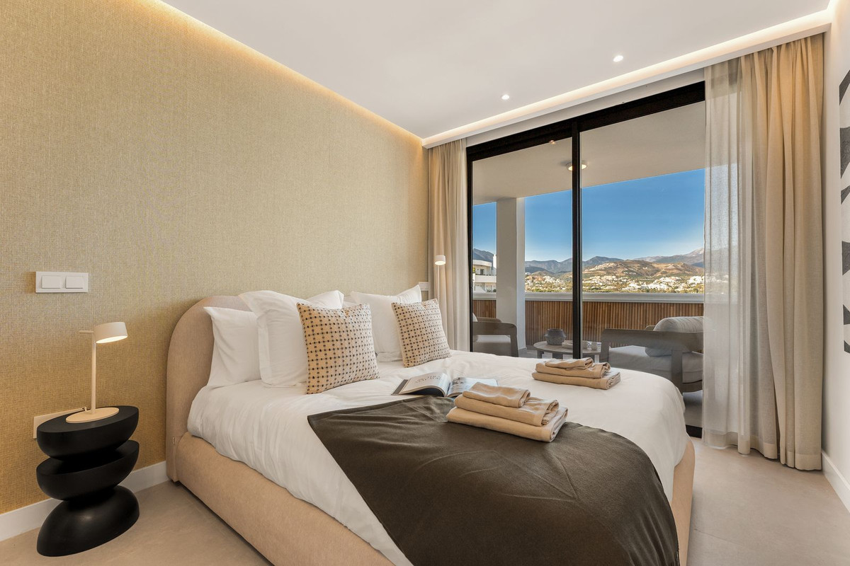 2 Bedroom Apartment for Sale in Nueva Andalucía — 9
