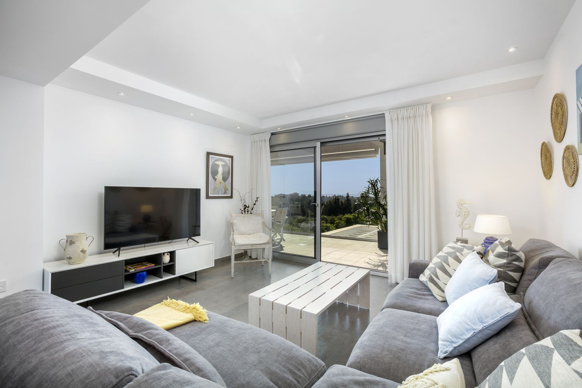 2 Bedroom Apartment for Sale in Estepona — 4