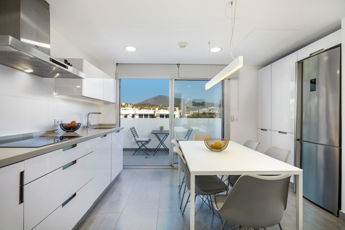 2 Bedroom Apartment for Sale in Estepona — 5