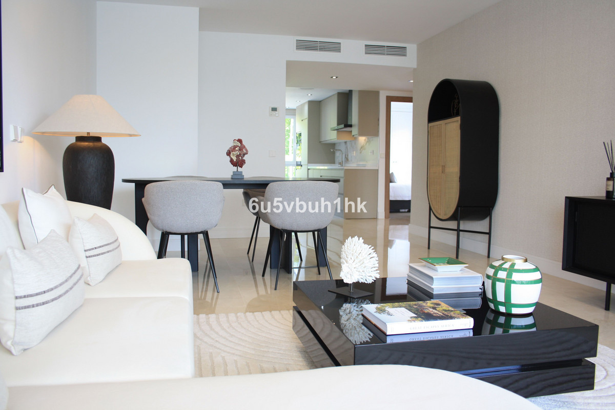 2 Bedroom Apartment for Sale in Marbella — 6
