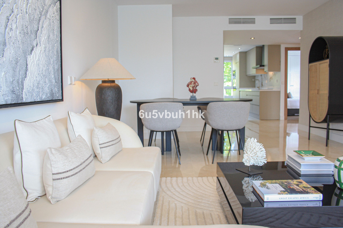 2 Bedroom Apartment for Sale in Marbella — 7