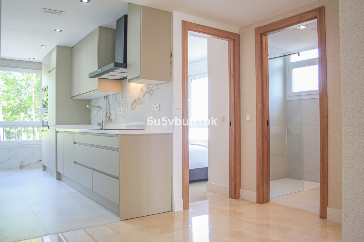 2 Bedroom Apartment for Sale in Marbella — 9