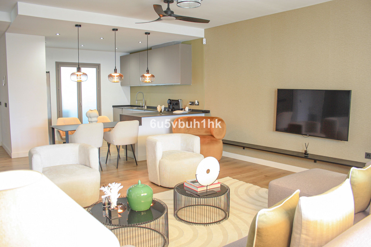 4 Bedroom Apartment for Sale in Marbella — 2