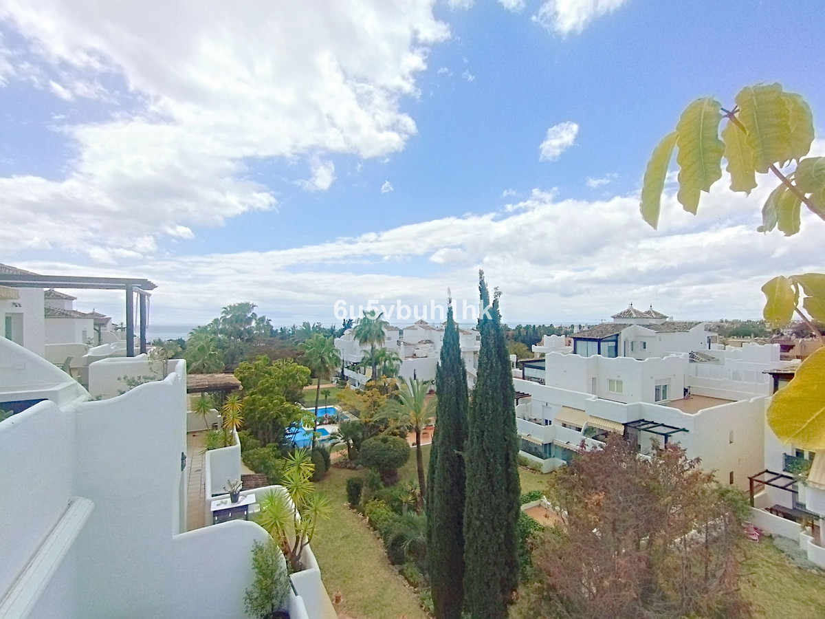 4 Bedroom Apartment for Sale in Marbella — 3