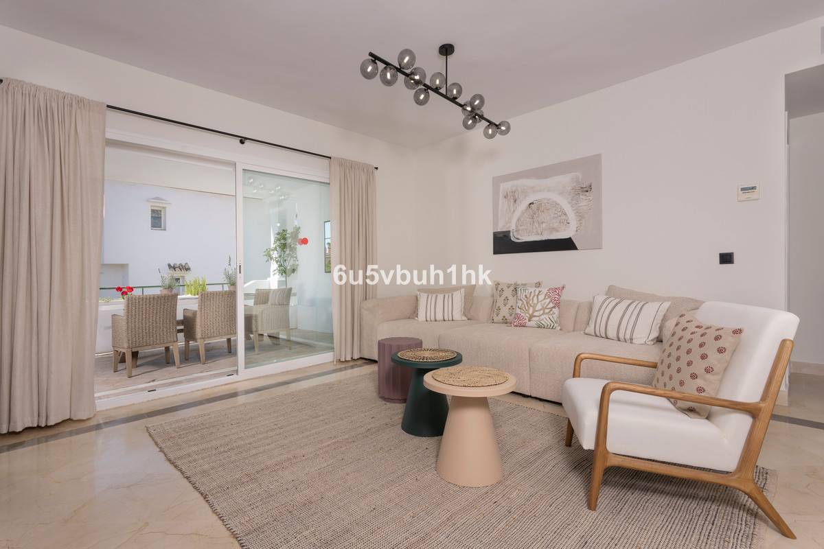 3 Bedroom Apartment for Sale in Estepona — 4