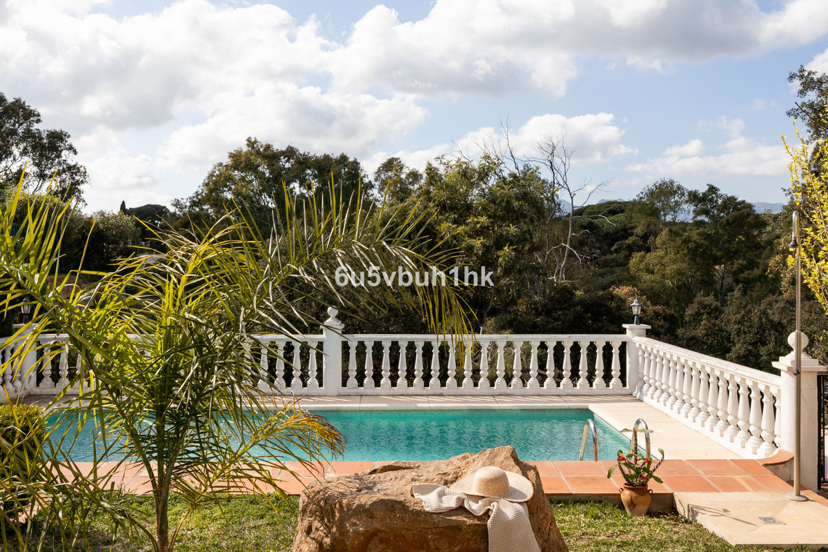 4 Bedroom Villa for Sale in Marbella