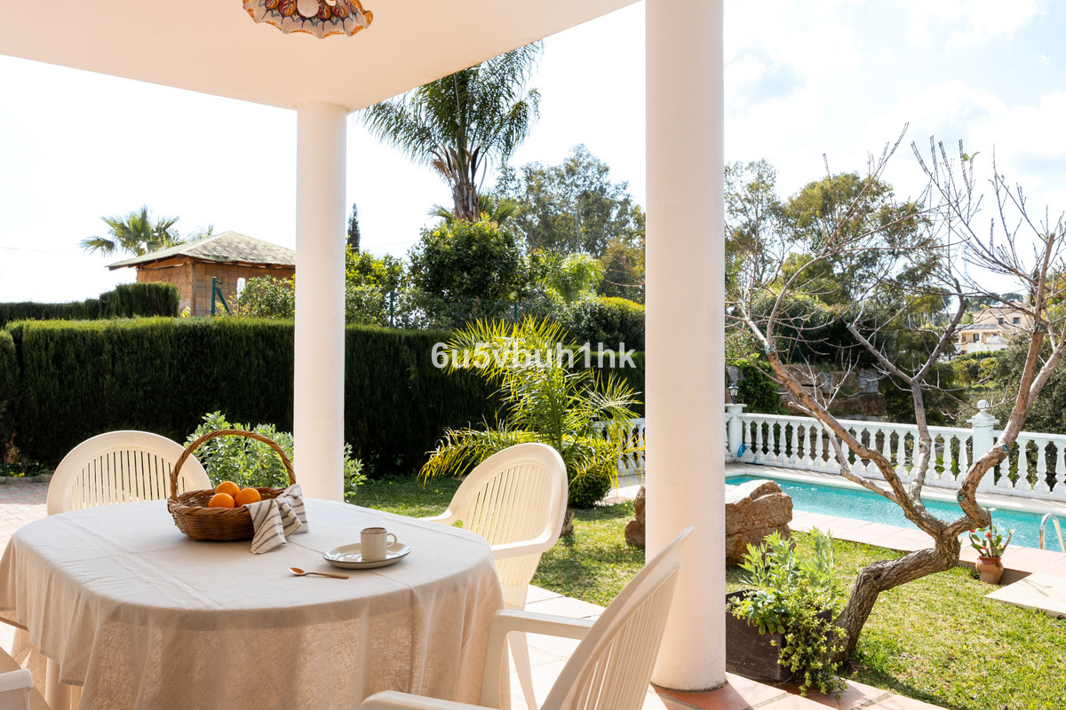 4 Bedroom Villa for Sale in Marbella — 6