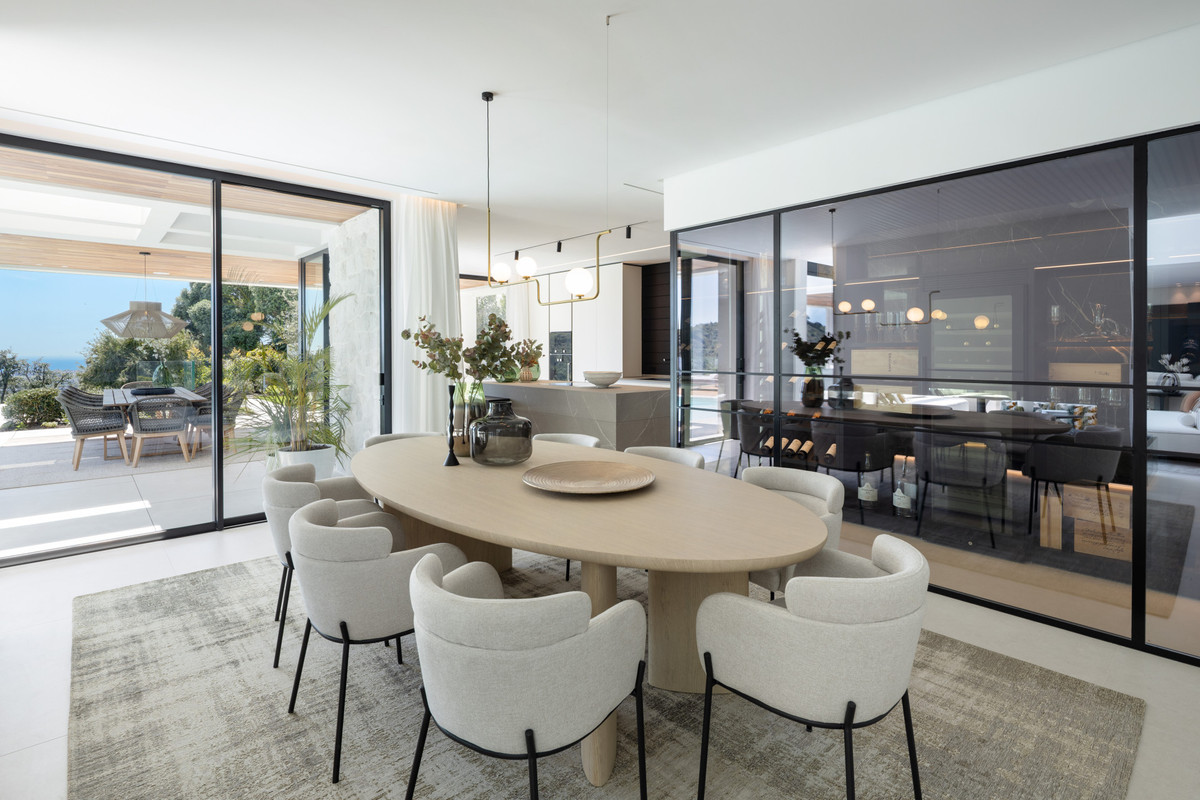 6 Bedroom Villa for Sale in Benahavís — 8
