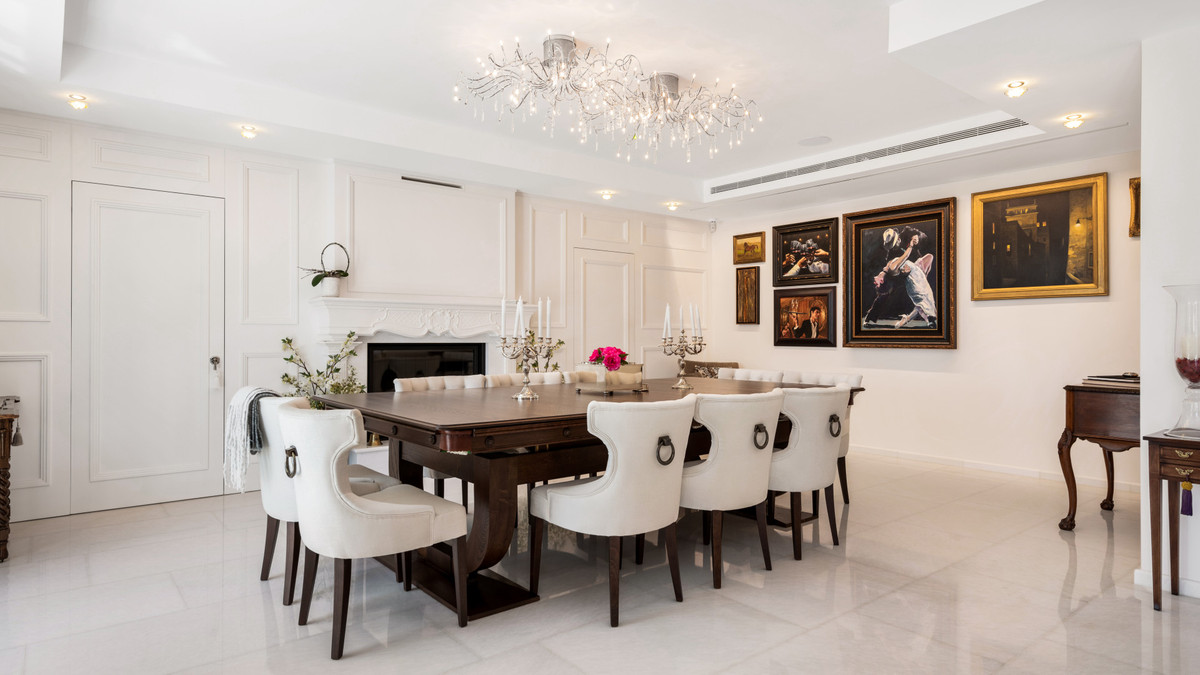 6 Bedroom Villa for Sale in Nueva Andalucía — 8