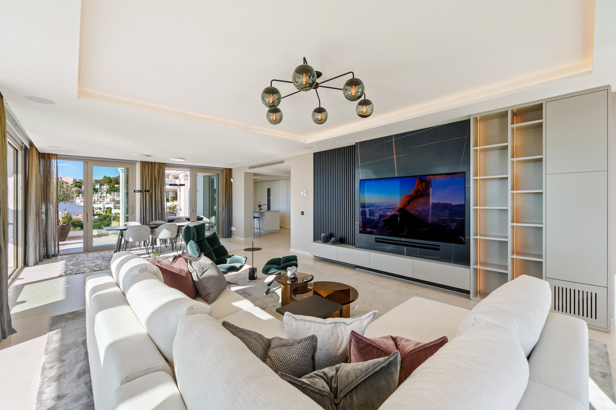 3 Bedroom Apartment for Sale in Aloha — 5