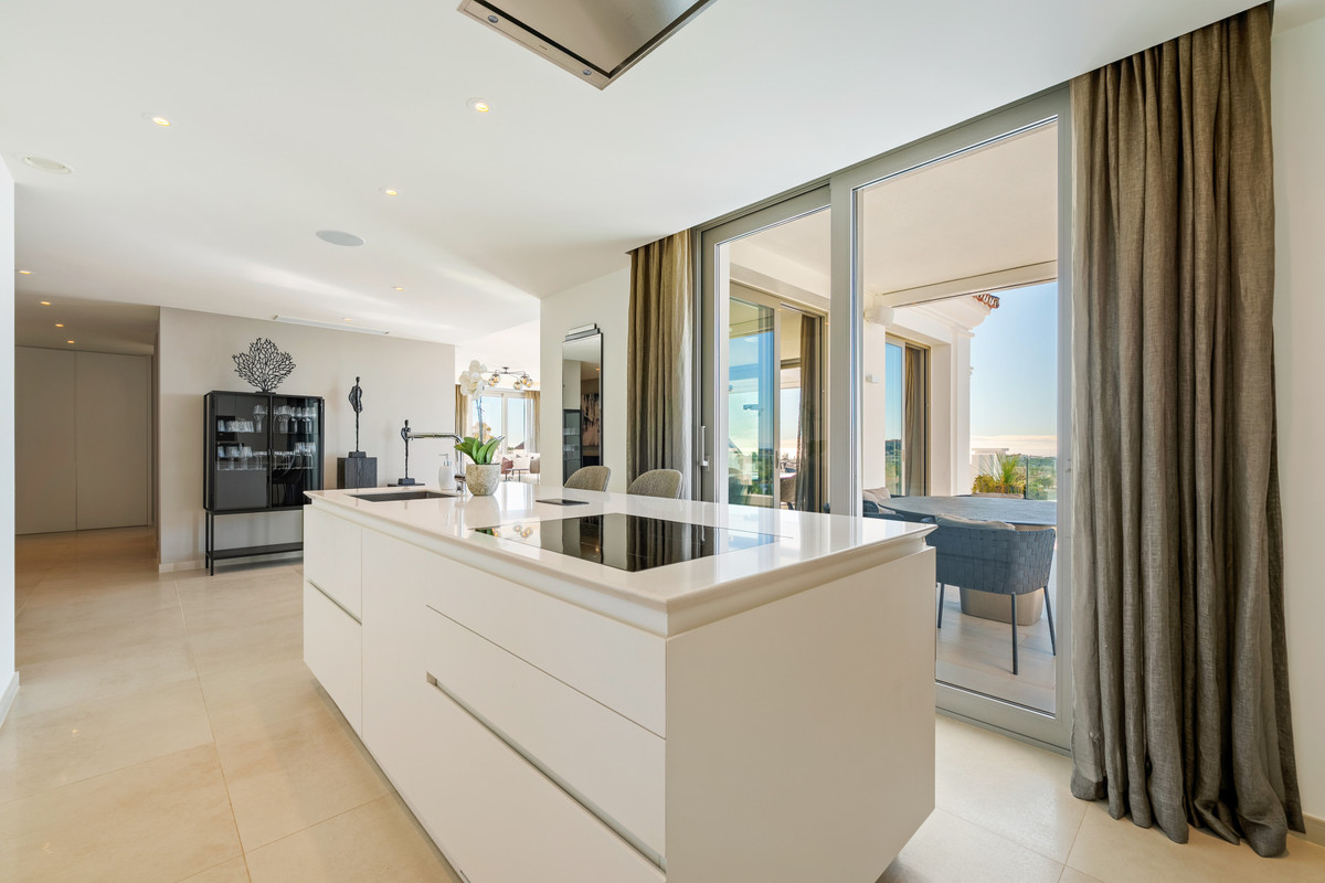 3 Bedroom Apartment for Sale in Aloha — view 10