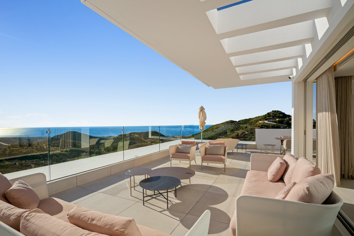 3 Bedroom Apartment for Sale in Ojén