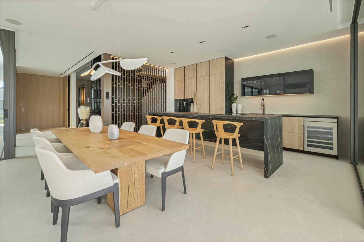 3 Bedroom Villa for Sale in The Golden Mile — 9