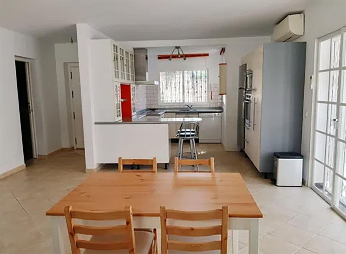 3 Bedroom Villa for Sale in Nueva Andalucía — 5