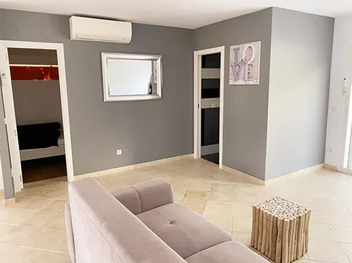 3 Bedroom Villa for Sale in Nueva Andalucía — 7