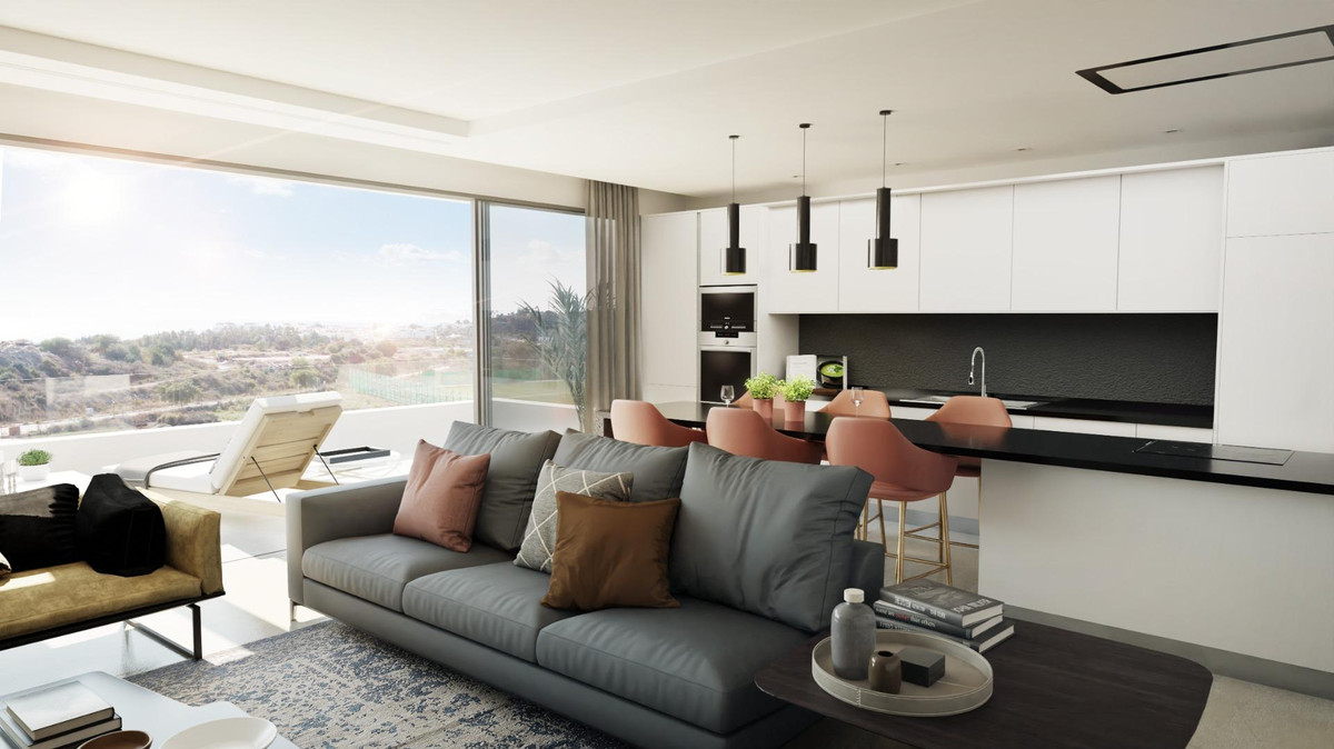 3 Bedroom Apartment for Sale in Estepona — 2