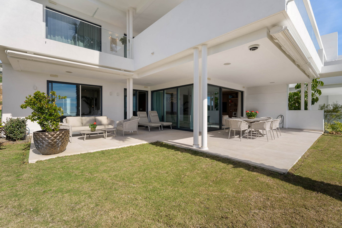 3 Bedroom Apartment for Sale in Ojén — 2