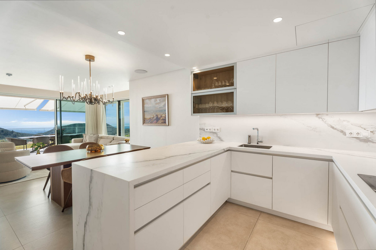 3 Bedroom Apartment for Sale in Ojén — 4
