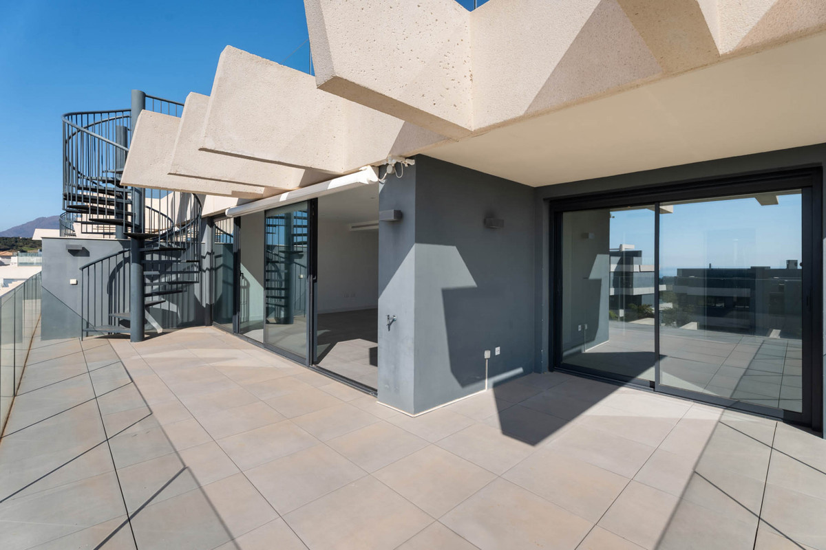 3 Bedroom Apartment for Sale in Estepona — 5