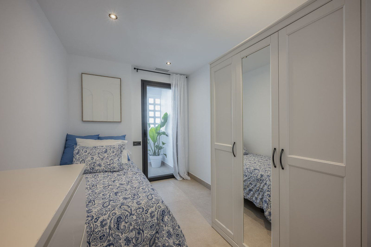 3 Bedroom Apartment for Sale in Nueva Andalucía — 8