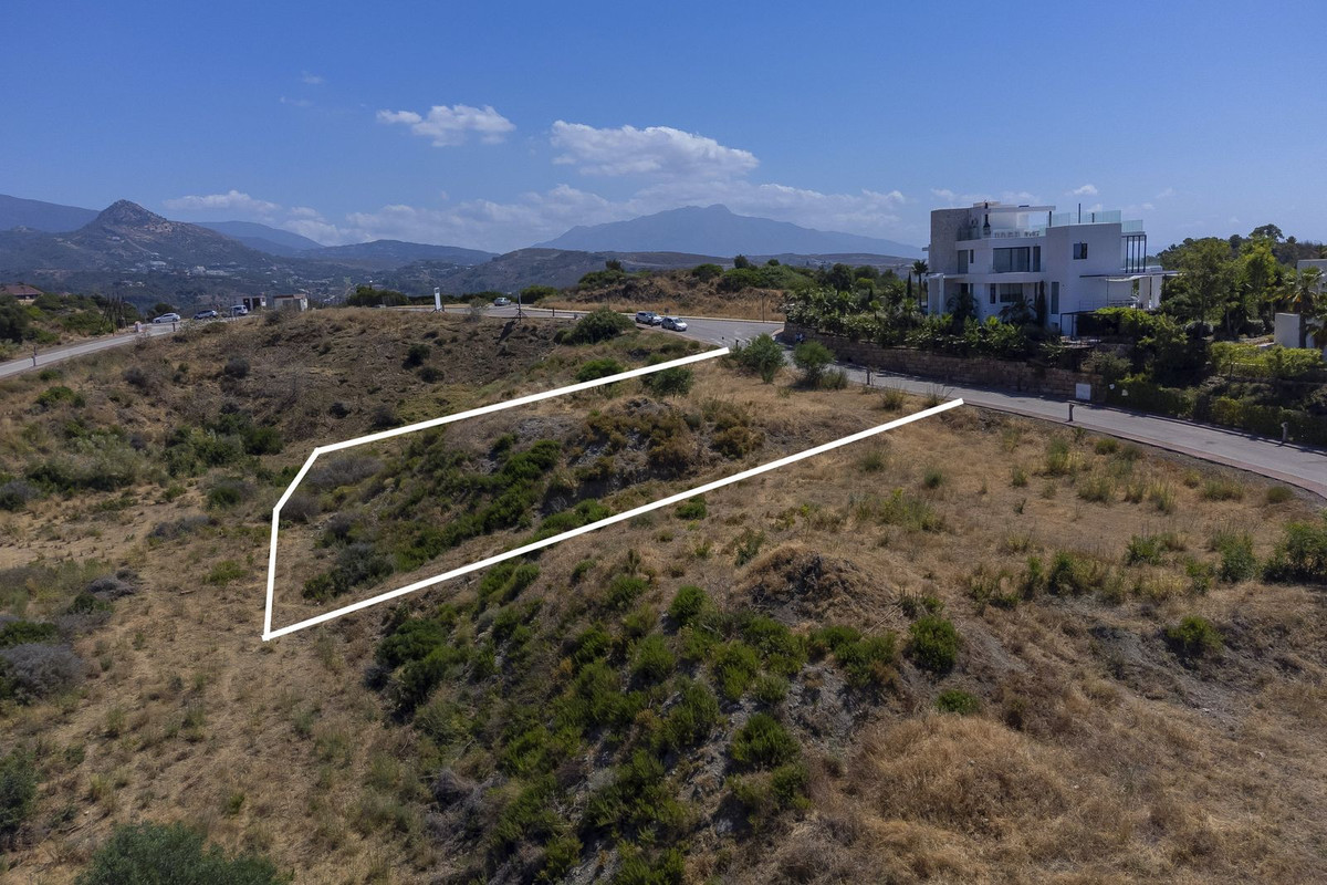 Plot for Sale in New Golden Mile — 2