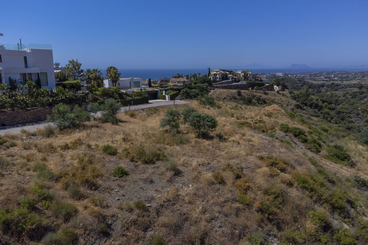 Plot for Sale in New Golden Mile — 3