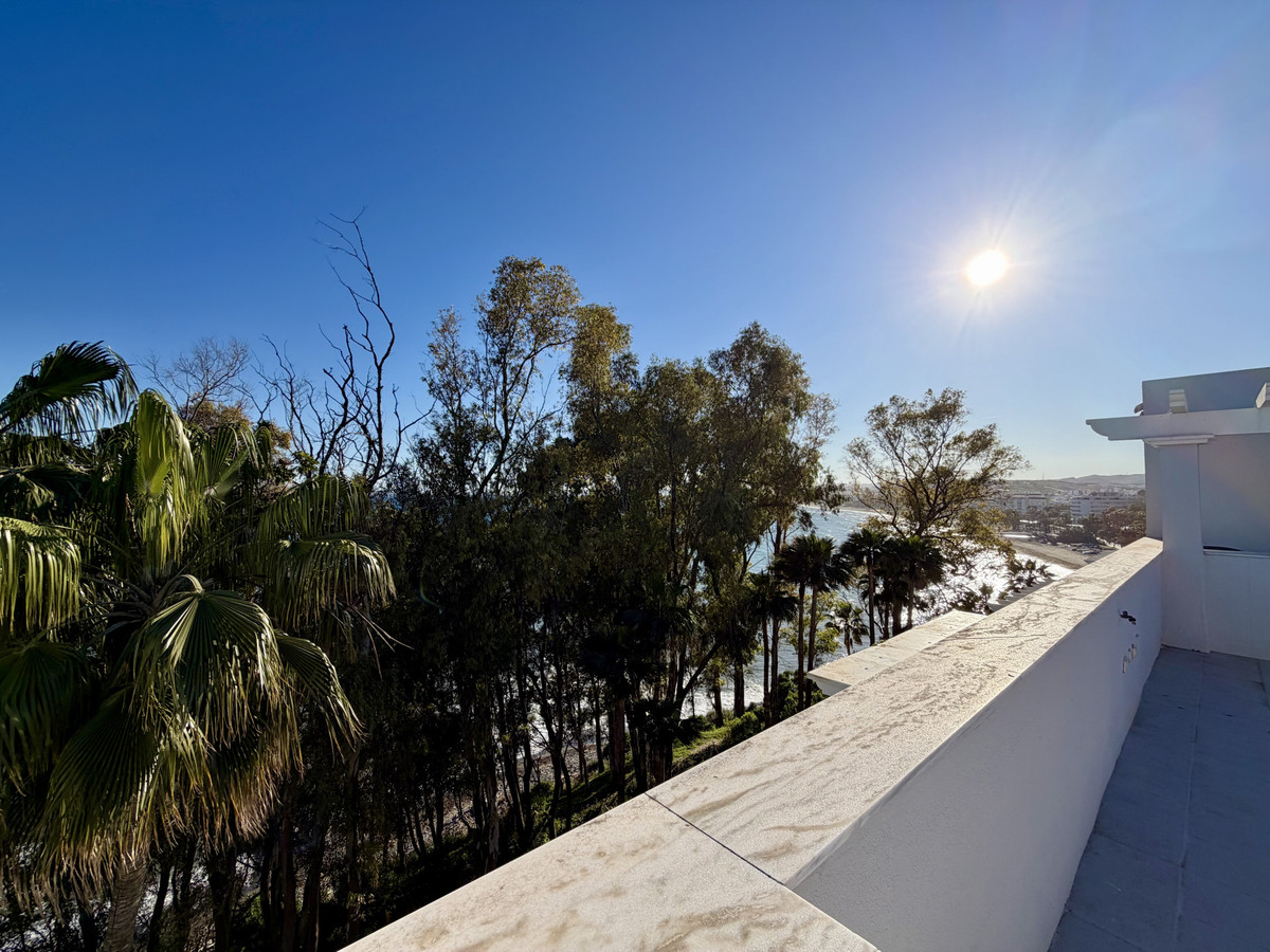 2 Bedroom Apartment for Sale in Estepona — 2