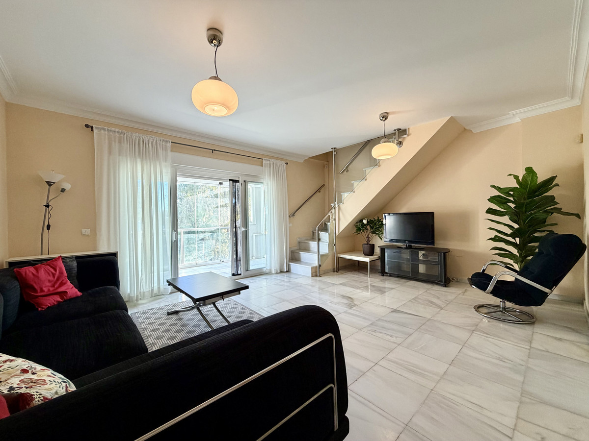 2 Bedroom Apartment for Sale in Estepona — 4