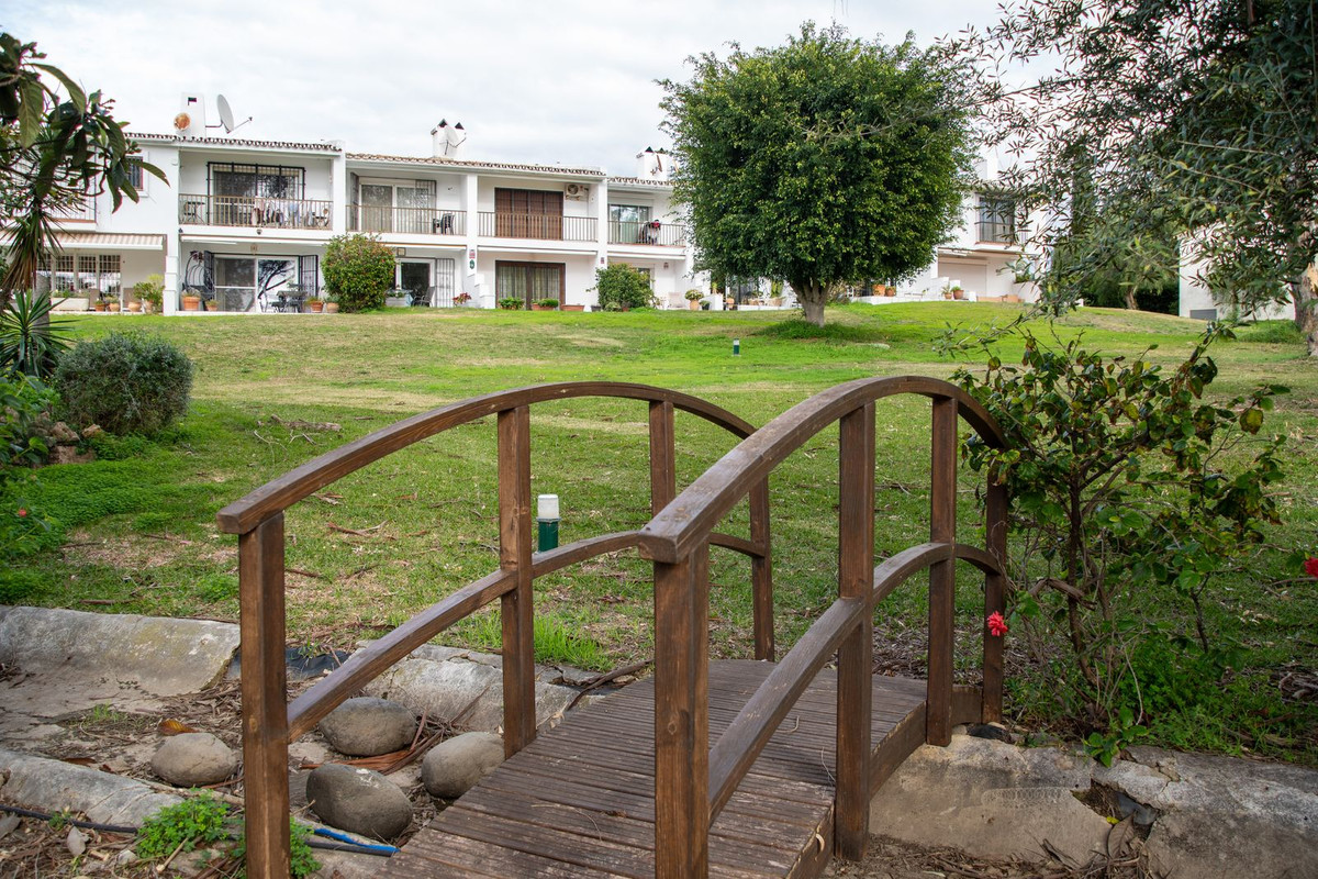 2 Bedroom Villa for Sale in Atalaya — 4