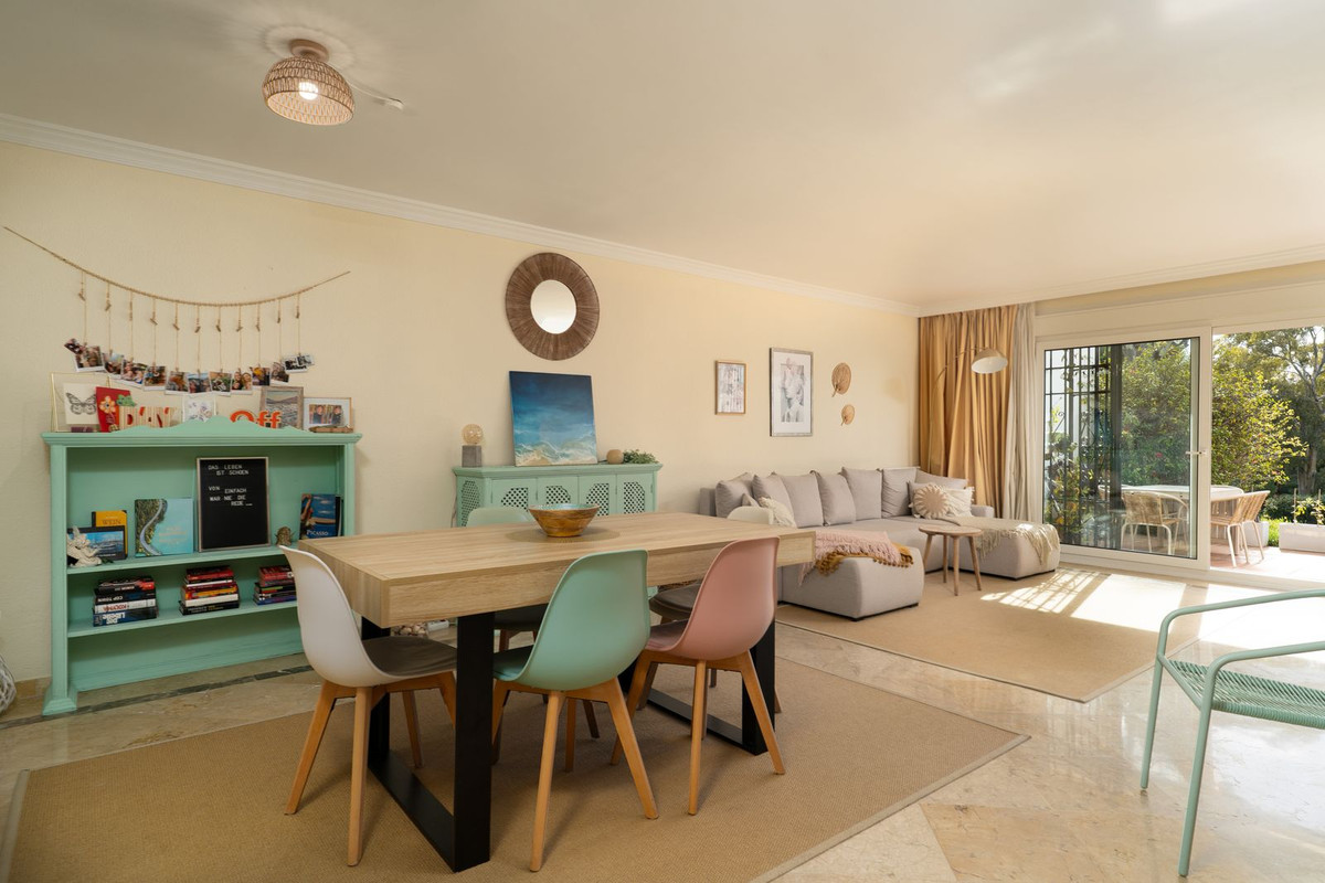 2 Bedroom Villa for Sale in Atalaya — 9