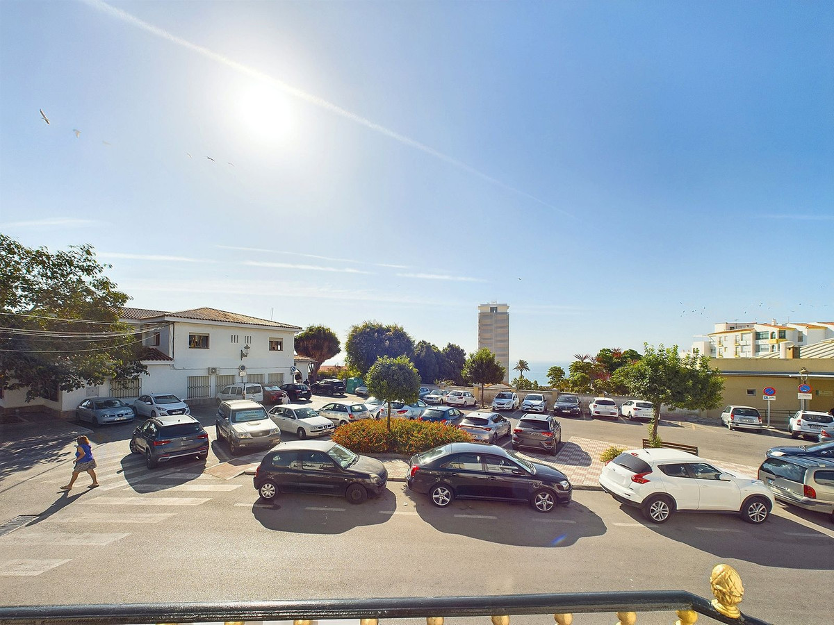 2 Bedroom Villa for Sale in Estepona — 2