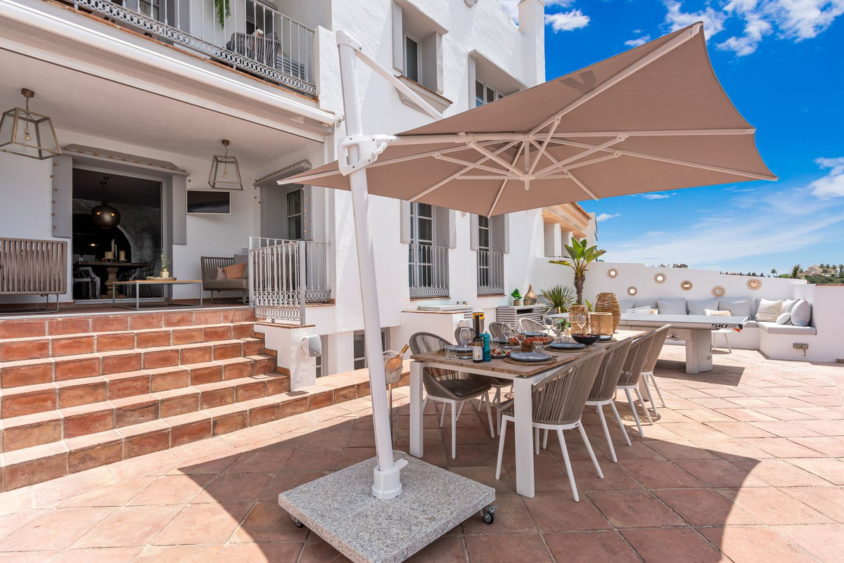 5 Bedroom Villa for Sale in La Heredia — 2