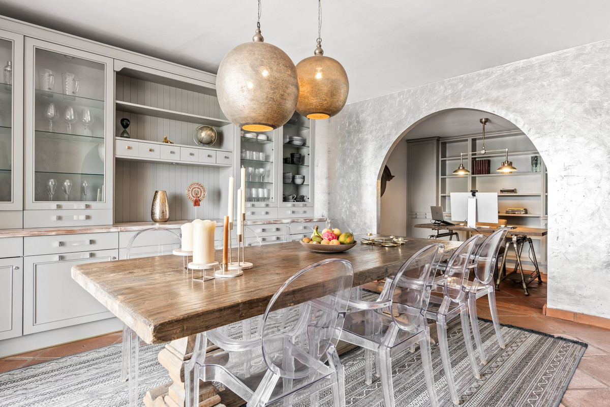 5 Bedroom Villa for Sale in La Heredia — 7