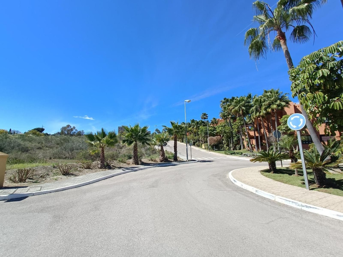 Plot for Sale in Puerto Banús — 4