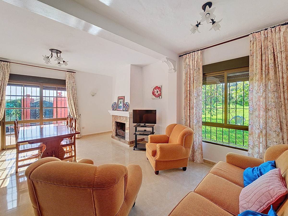 3 Bedroom Villa for Sale in El Padron — 3