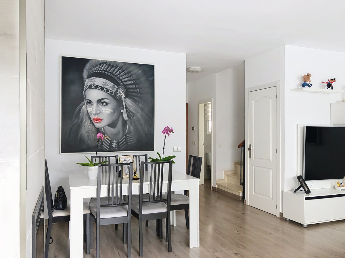 3 Bedroom Villa for Sale in Selwo — 6